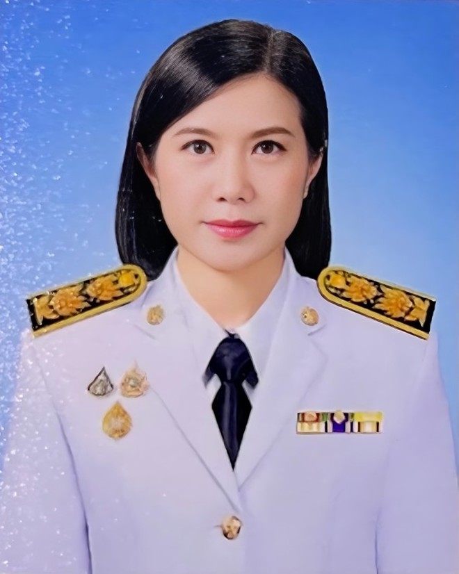 นางลัดดาวัลย์  ญาณอุบล